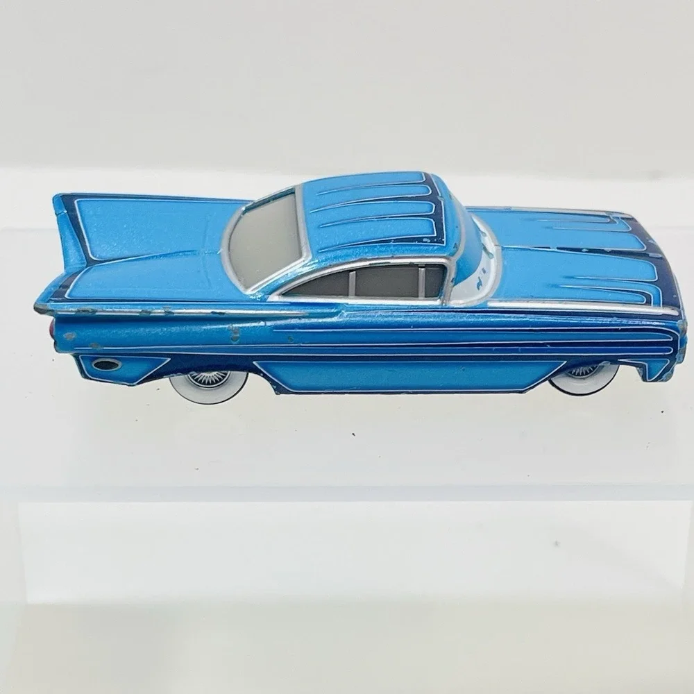 Disney Pixar Cars 1:55 Diecast Intro Ramone‎